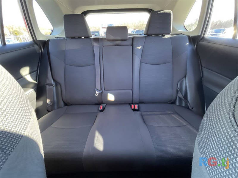 Toyota RAV 4 FWD LE 2.5 2019 г.