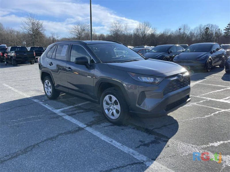 Toyota RAV 4 FWD LE 2.5 2019 г.